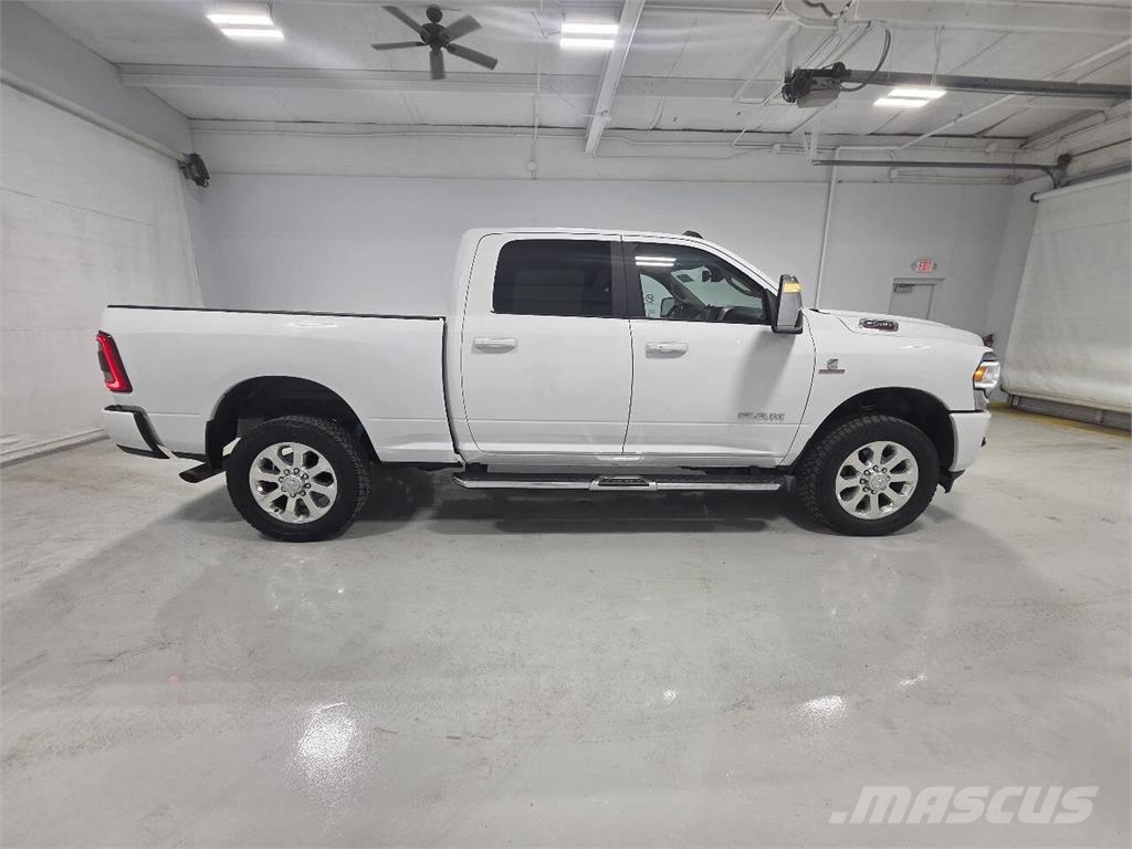 RAM 2500 Furgonetas caja abierta