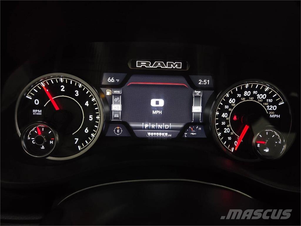 RAM 2500 Furgonetas caja abierta
