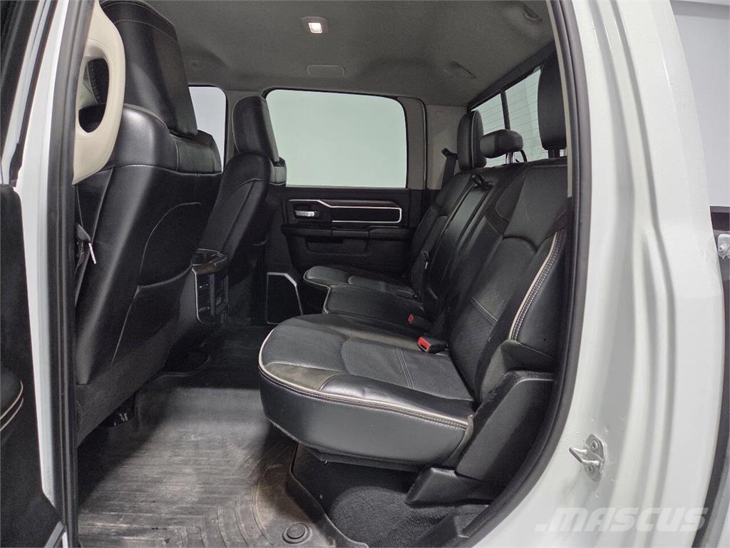 RAM 2500 Furgonetas caja abierta