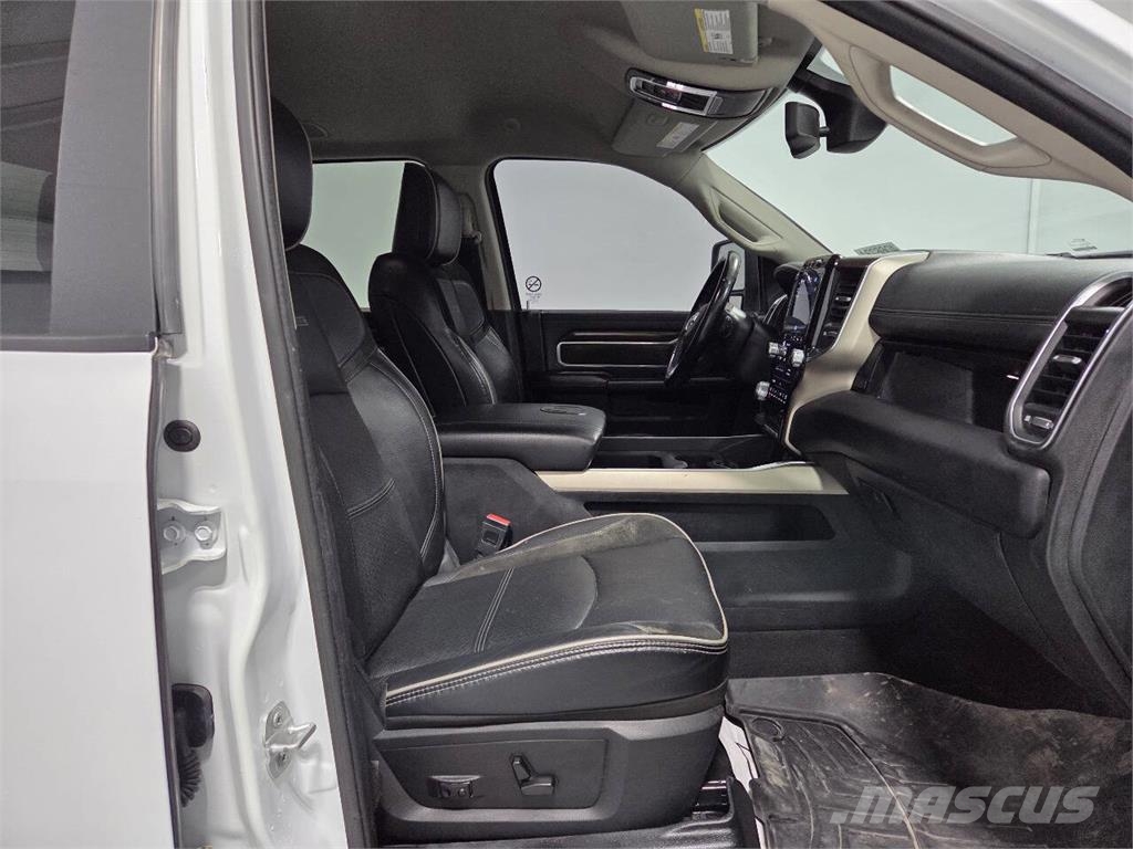RAM 2500 Furgonetas caja abierta