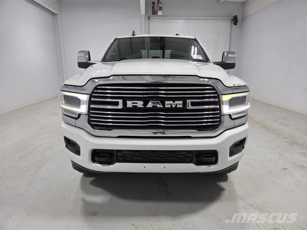 RAM 2500 Furgonetas caja abierta
