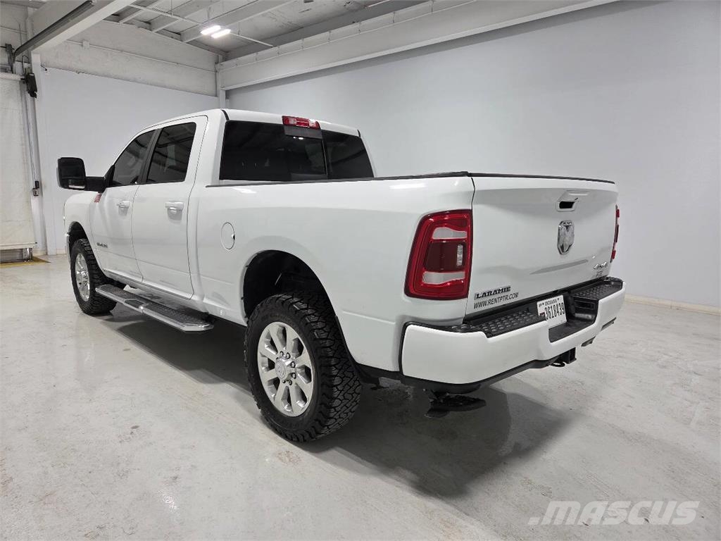 RAM 2500 Furgonetas caja abierta