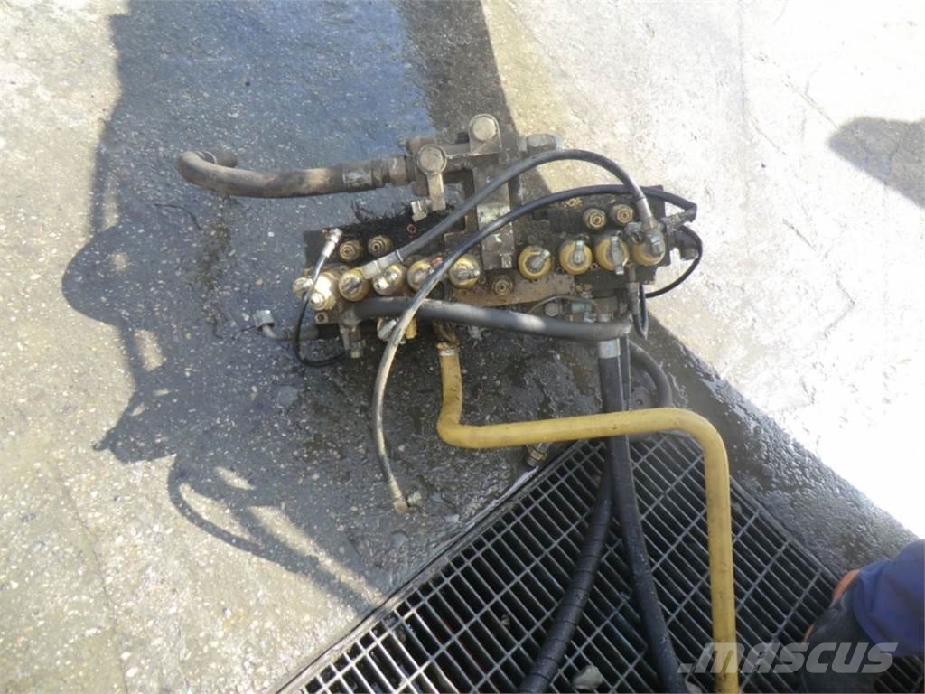 CAT 317B LN Other