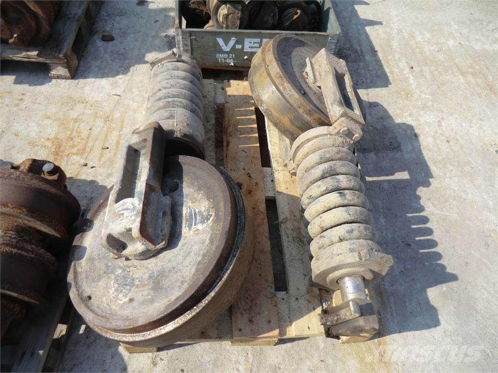 CAT 319C NL Ketjut, telat ja alustat