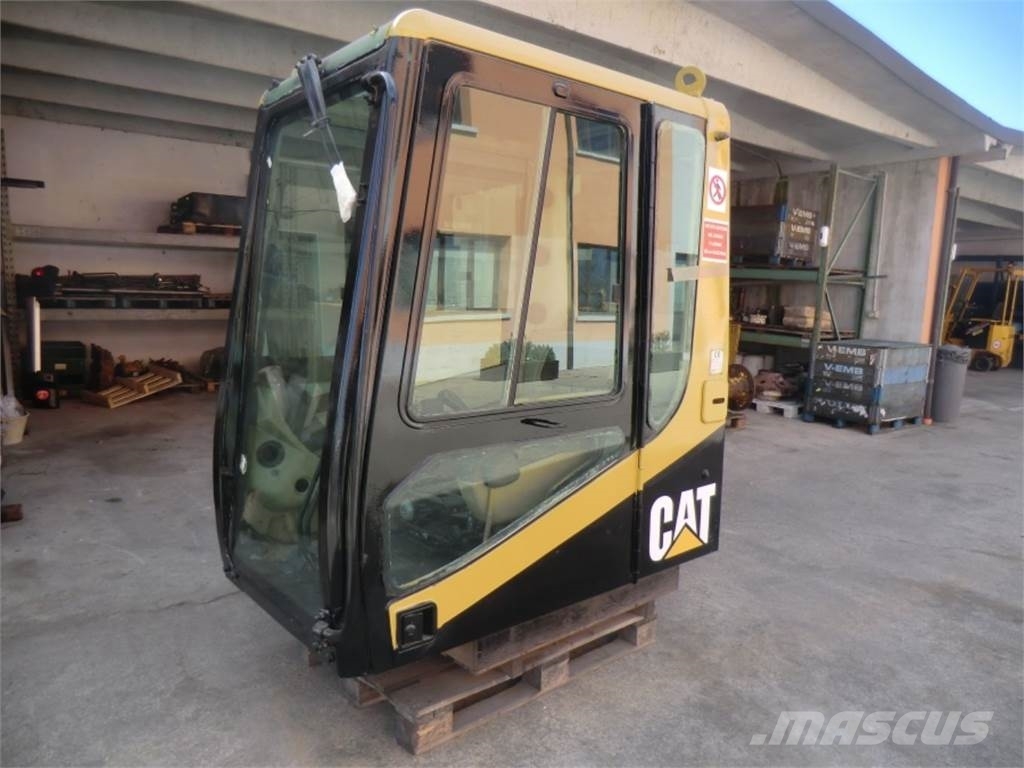 CAT 325B LN Шасі