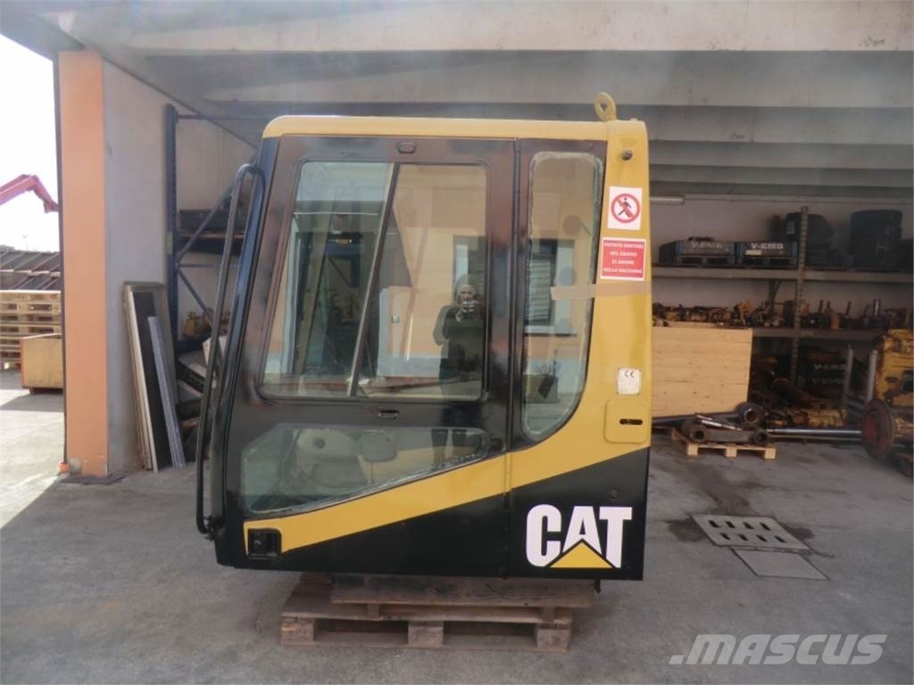 CAT 325B LN Шасі