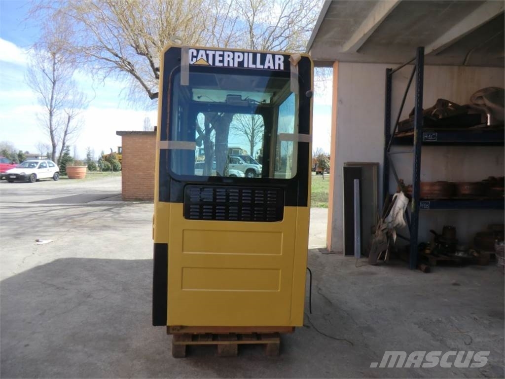 CAT 325B LN Шасі
