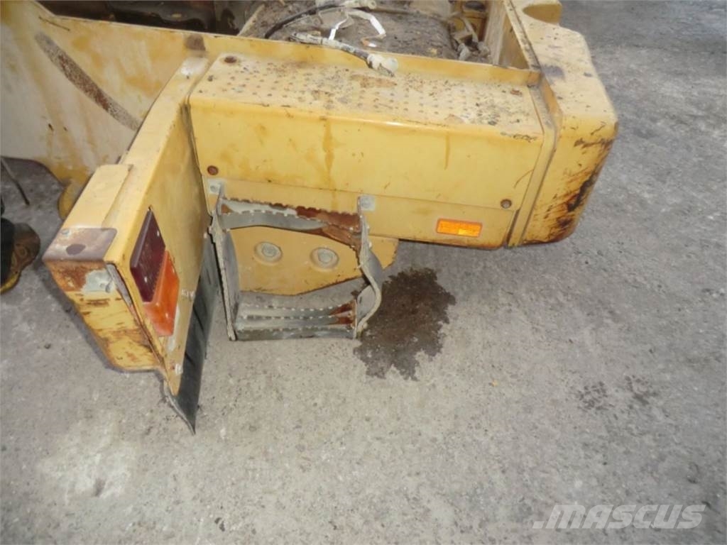 CAT 330D LN Gradbeništvo - drugo
