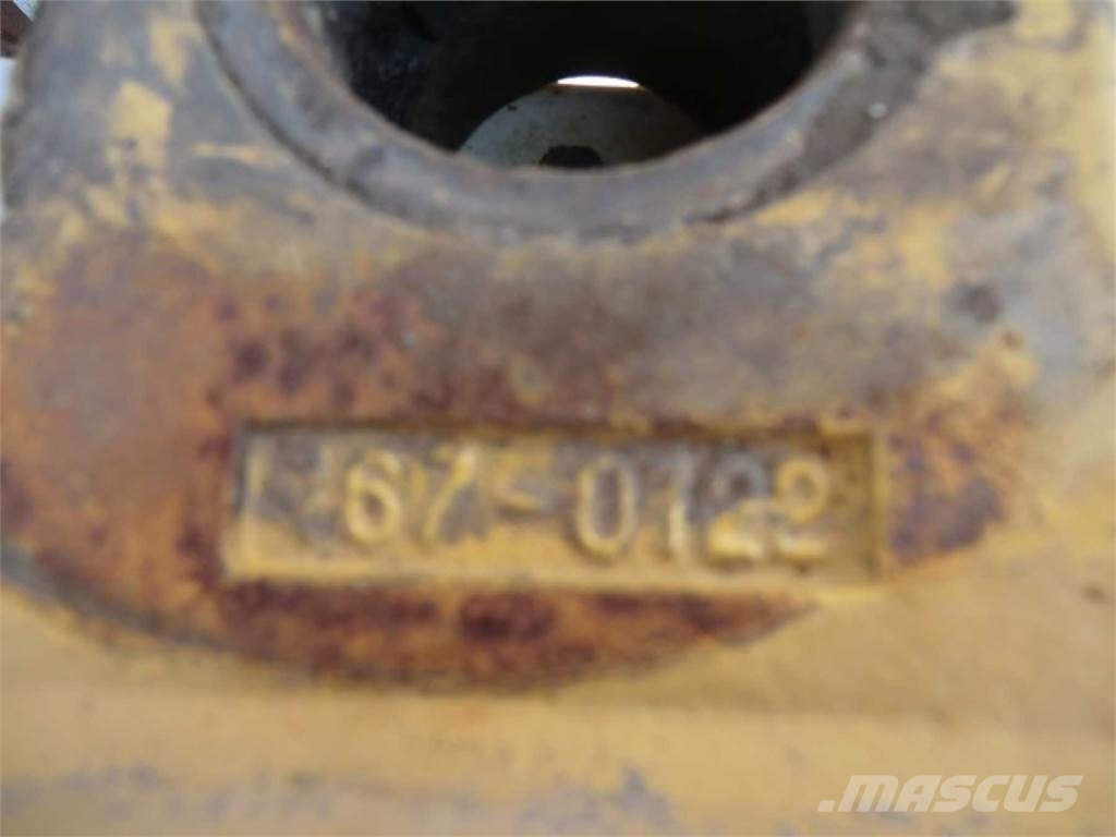CAT 438C Gradbeništvo - drugo