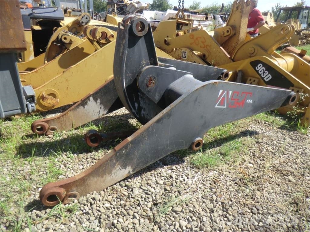 CAT 953C Podvozje in vzmetenje