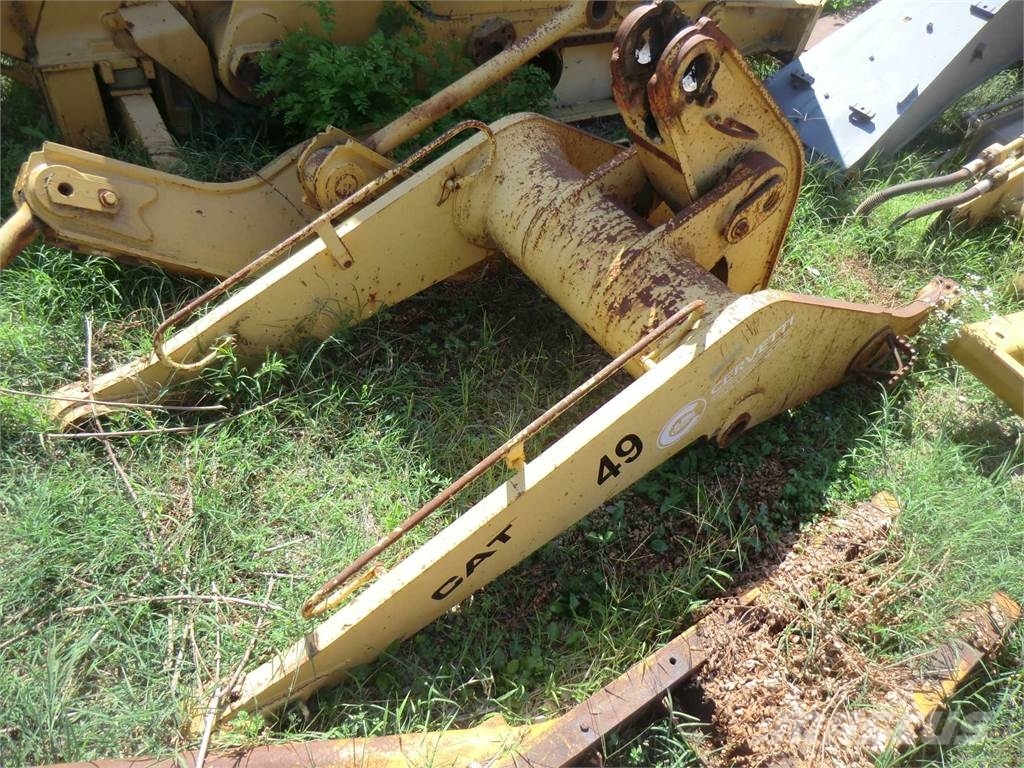 CAT 963 Podvozje in vzmetenje
