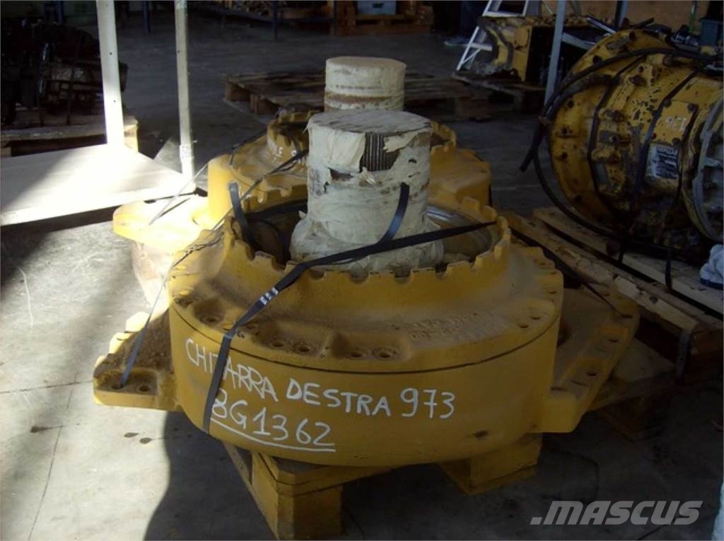 CAT 973 LGP Rupsbanden, kettingen en onderstel