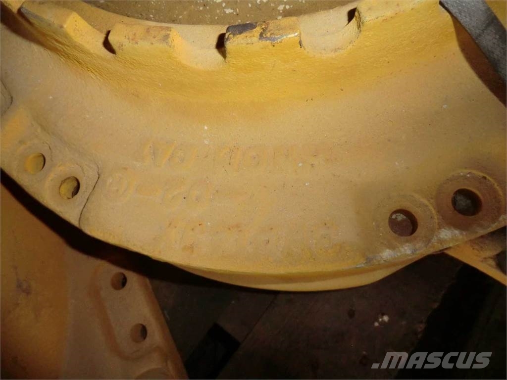 CAT 973 LGP Rupsbanden, kettingen en onderstel