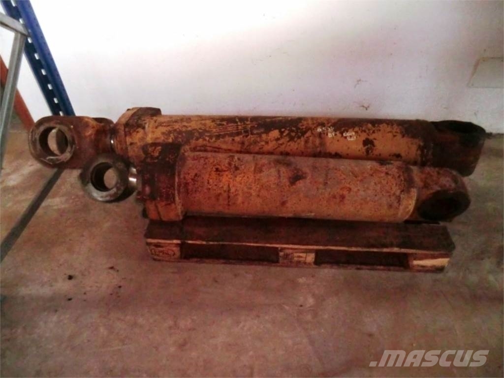 CAT 988B Građevinarstvo – ostalo