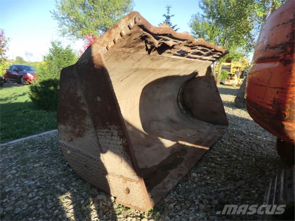 CAT 988B Građevinarstvo – ostalo
