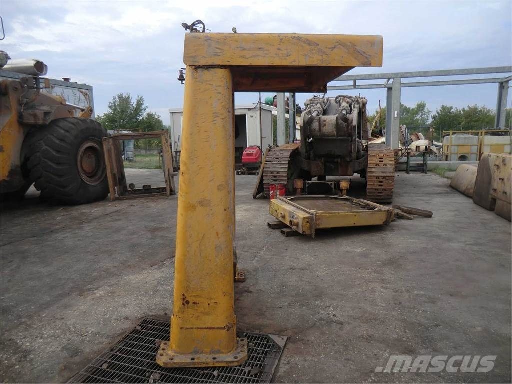 CAT 988B Alváz és felfüggesztés