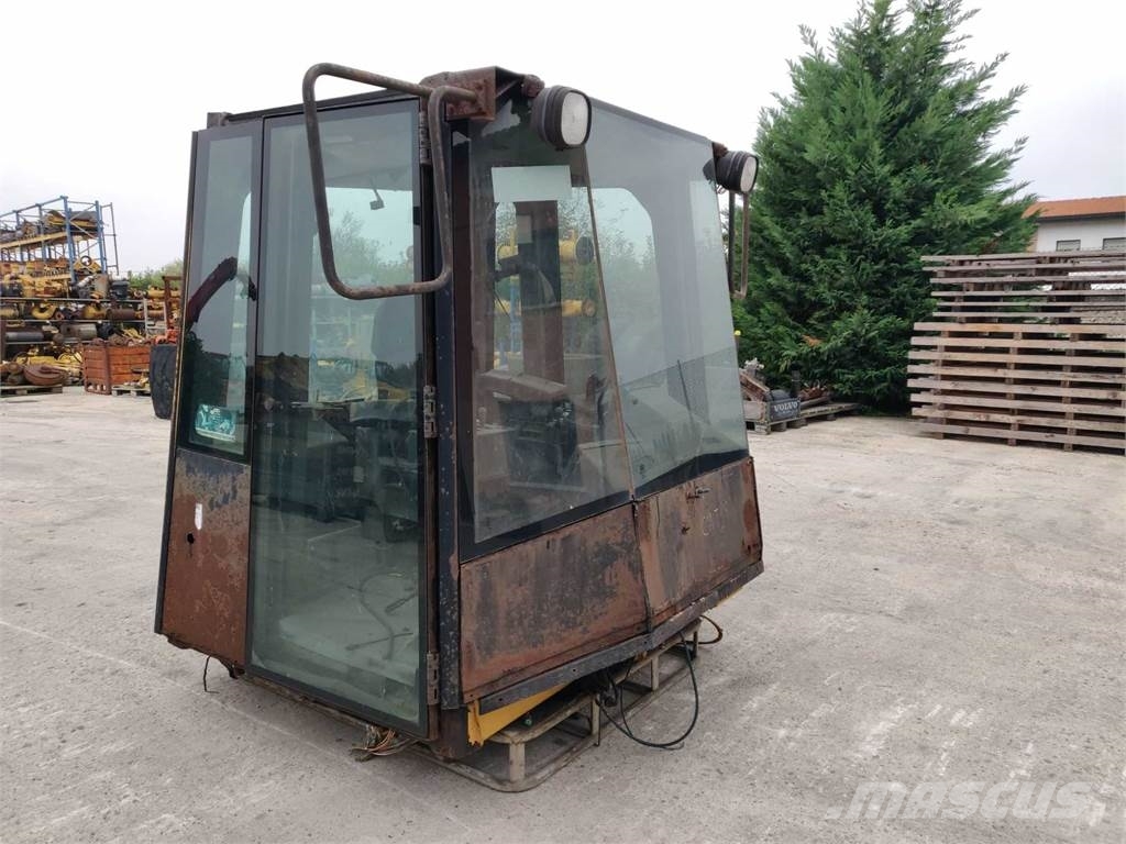 CAT 988G Alváz és felfüggesztés