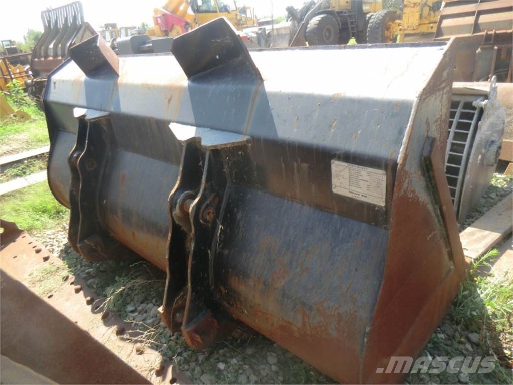 CAT 988G Alváz és felfüggesztés