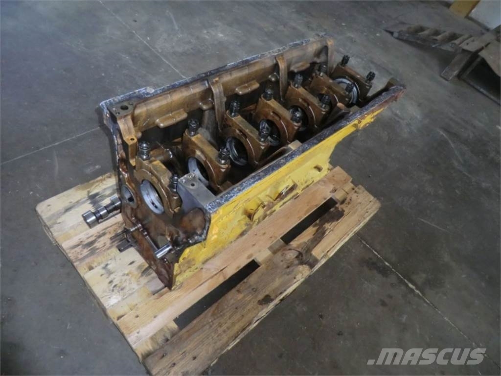 CAT D333 Motoare
