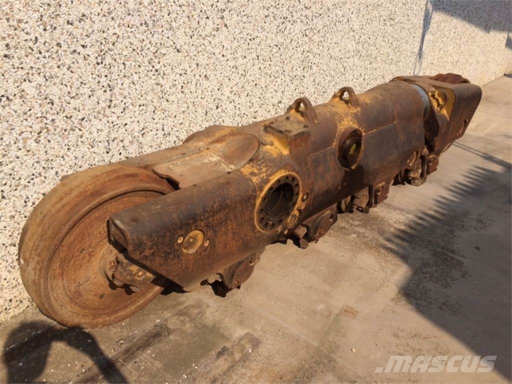 CAT  D8L Chenilles
