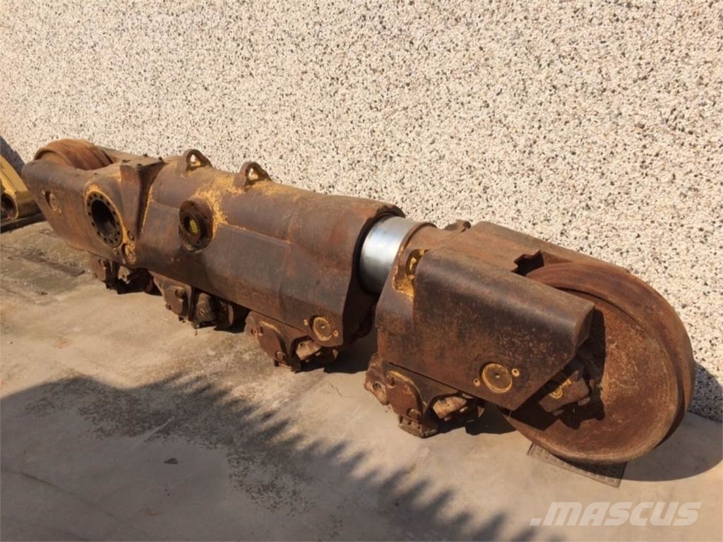 CAT  D8L Chenilles