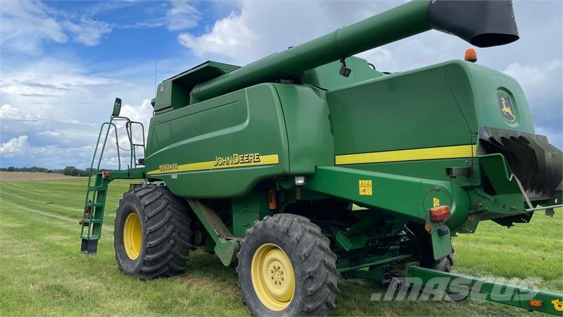 John Deere 9560 WTS Combine harvesters