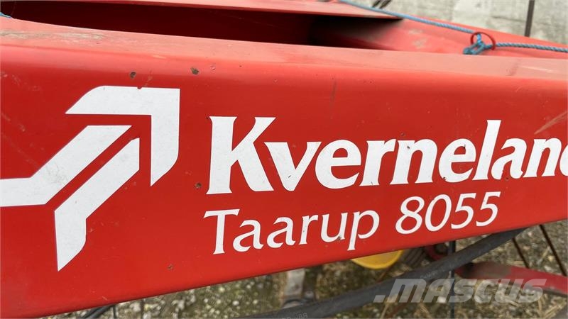 Kverneland Taarup 8055 Rastrillos y henificadores