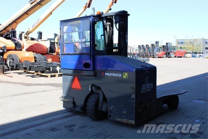 Combilift C5000E Γερανοί πλευρικής φόρτωσης εμπορευματοκιβωτίων