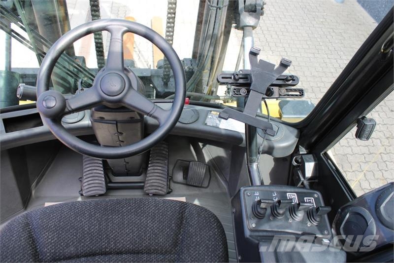 Hyster H9.00XM-6 Diesel forklifts