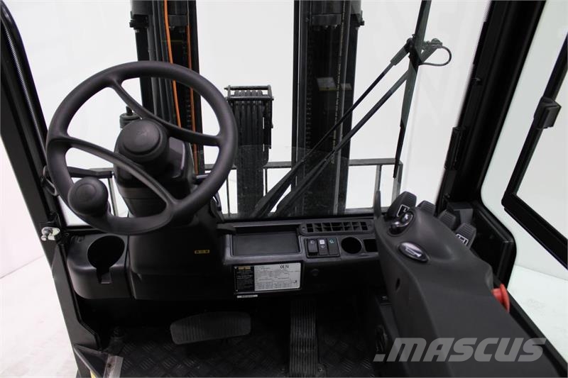 Hyster J3.5XN Akumulátorové vozíky