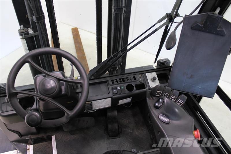 Hyster J5.0XN Chariots élévateurs électriques