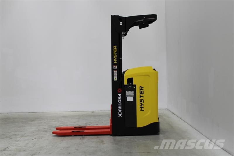 Hyster RS1.6 شاحنات مناولة ذاتية الدفع