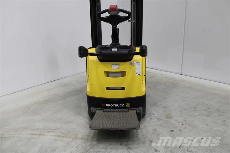 Hyster S1.2SIL Apiladoras eléctricos
