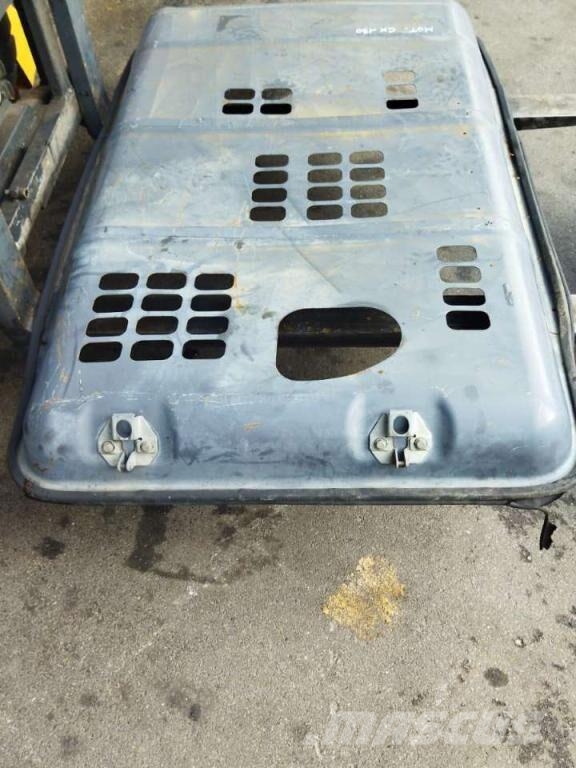 CASE Cx 130 Kabine i unutrašnjost