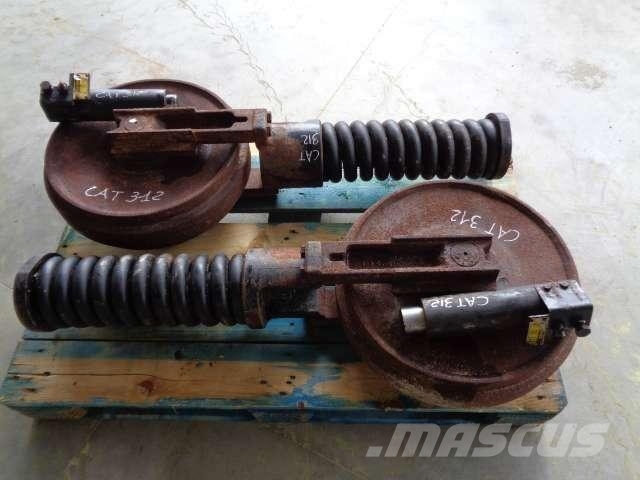 CAT 312 B Šasija un piekare