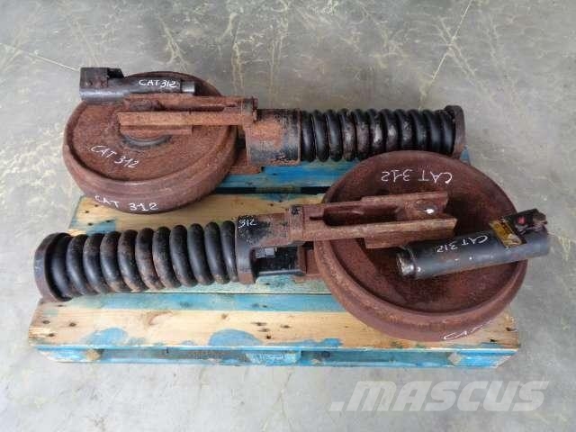 CAT 312 B Šasija un piekare