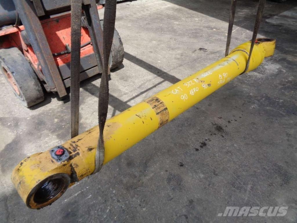 CAT 322 B Hidráulicos