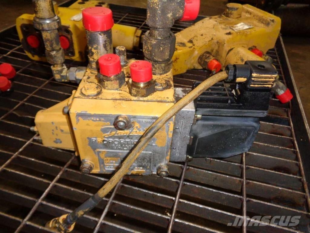 CAT 322 B Hidravlika