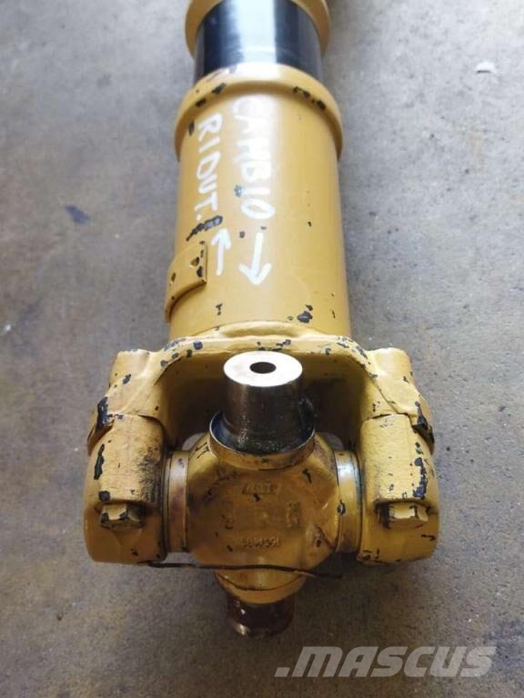CAT 730 Transmission