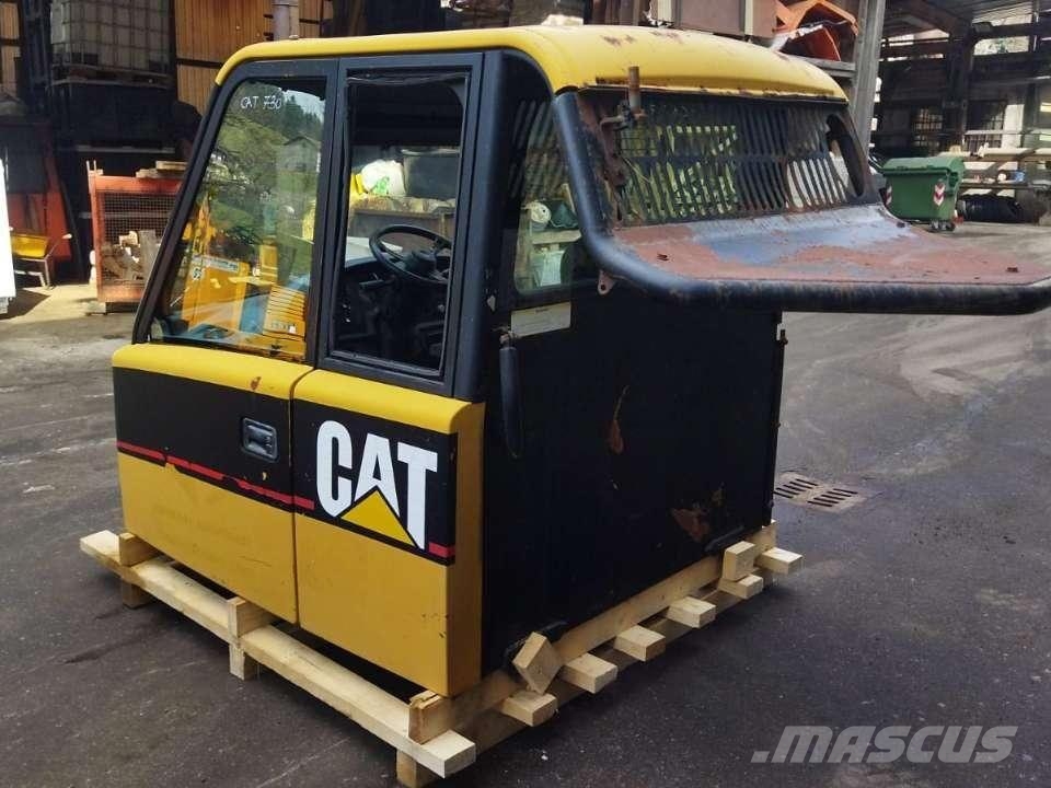 CAT 730 B Kabinen