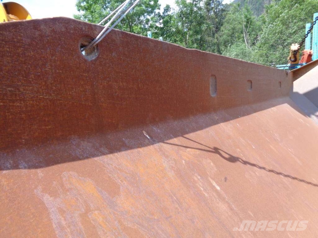 CAT 740 B Bunks
