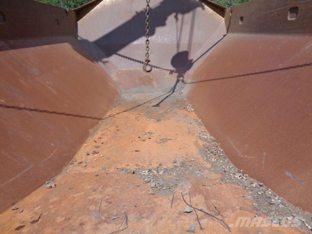 CAT 740 B Bunks