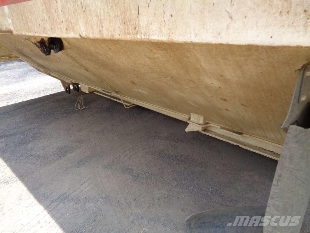 CAT 740 B Bunks