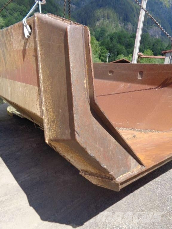 CAT 740 B Bunks