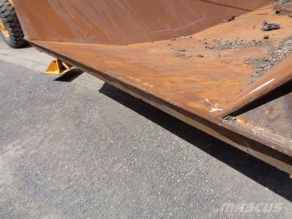 CAT 740 B Bunks