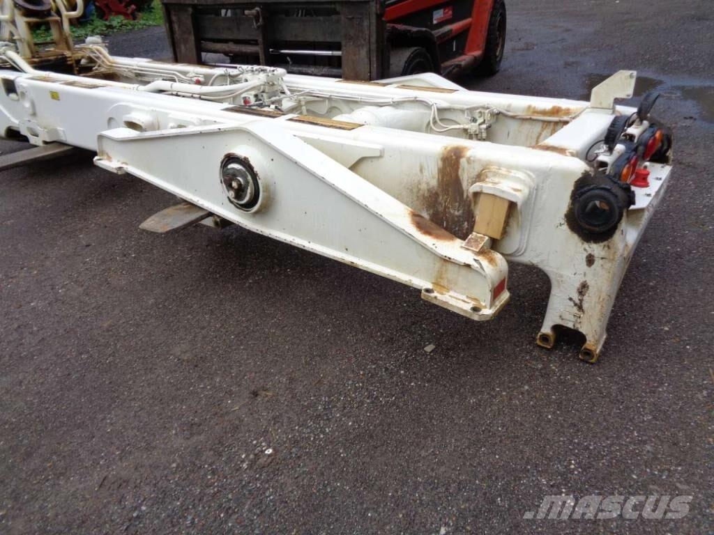 CAT 740 B Šasija i vešenje