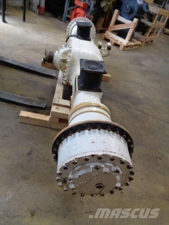 CAT 740 B Menjalnik