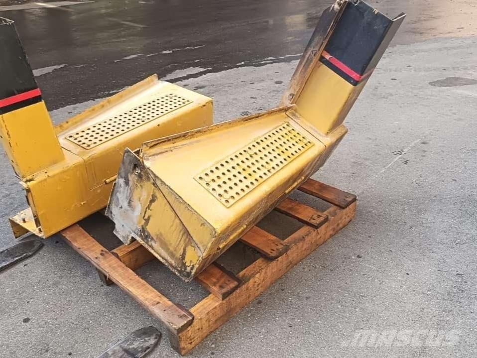 CAT 953 C Кабіна