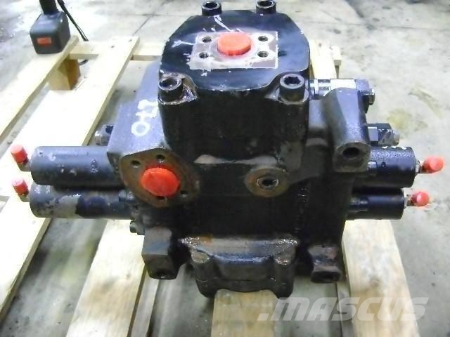 Fiat-Hitachi Distributor Hydraulics