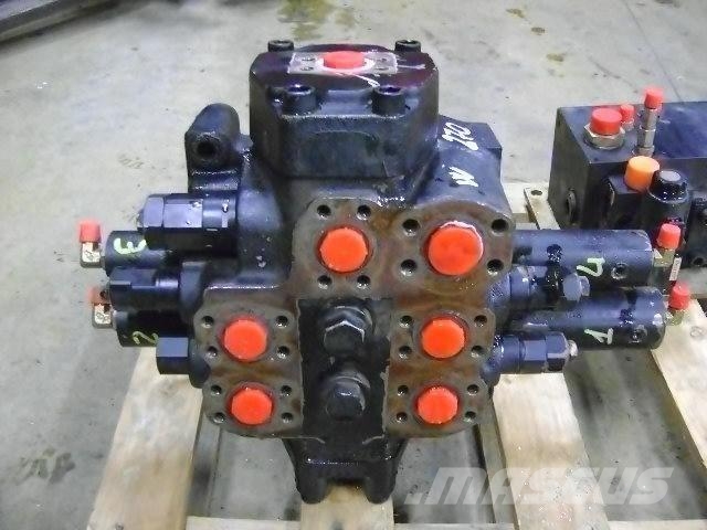 Fiat-Hitachi Distributor Hydraulics